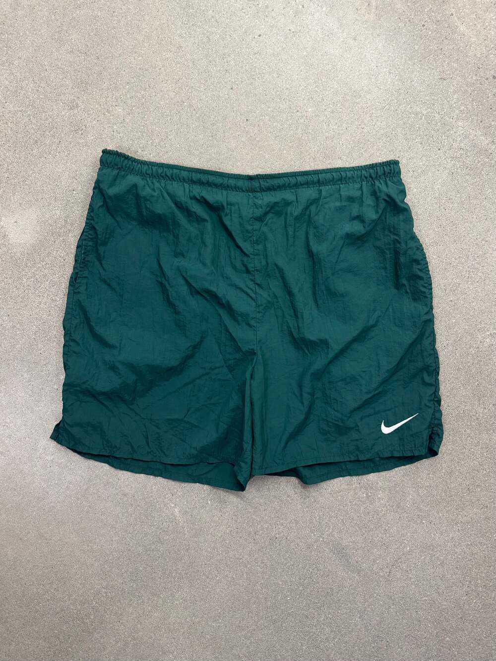 Vintage 90s Nike Big Swoosh Nylon Shorts - L